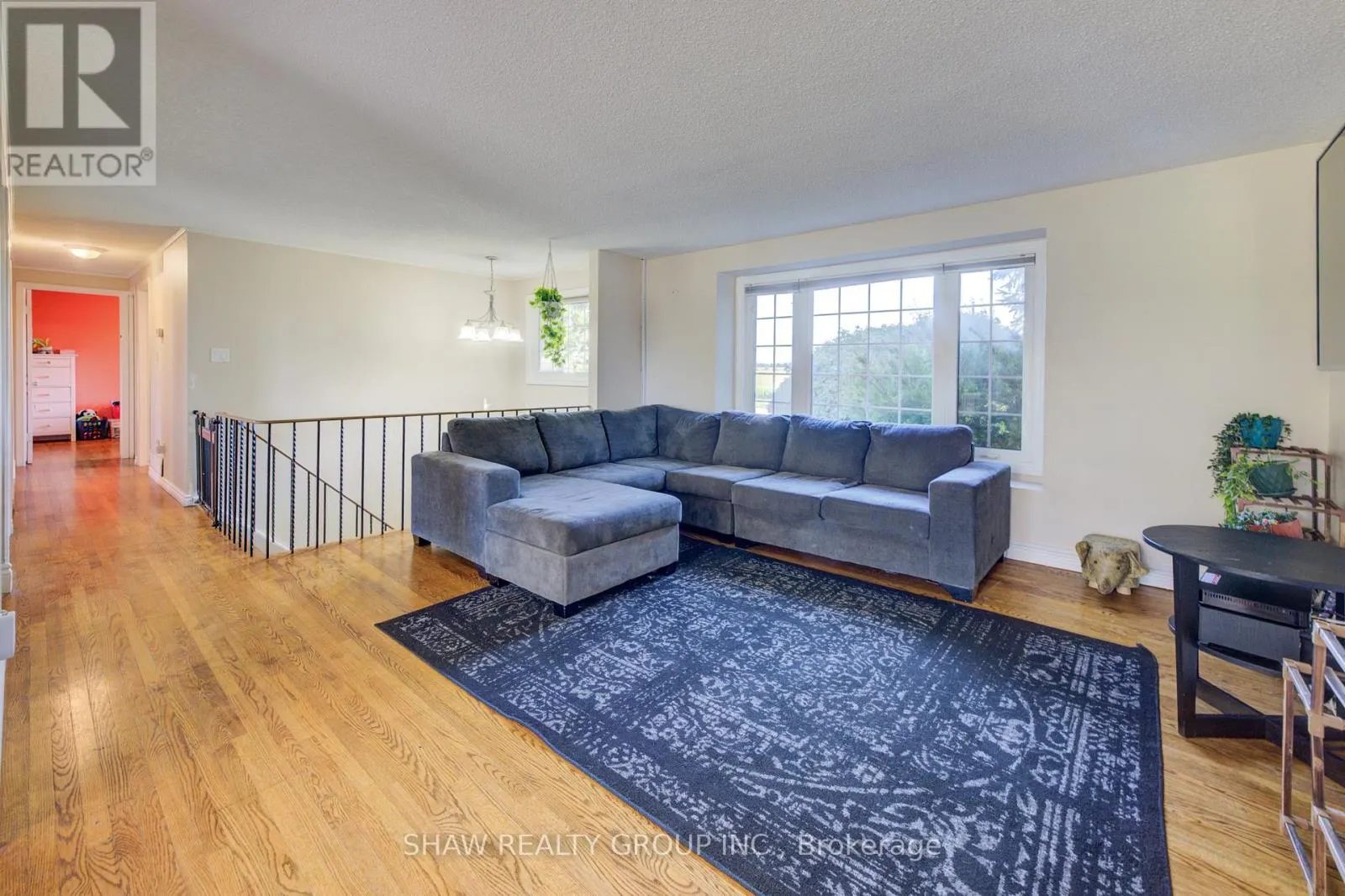 5888 WELLINGTON ROAD