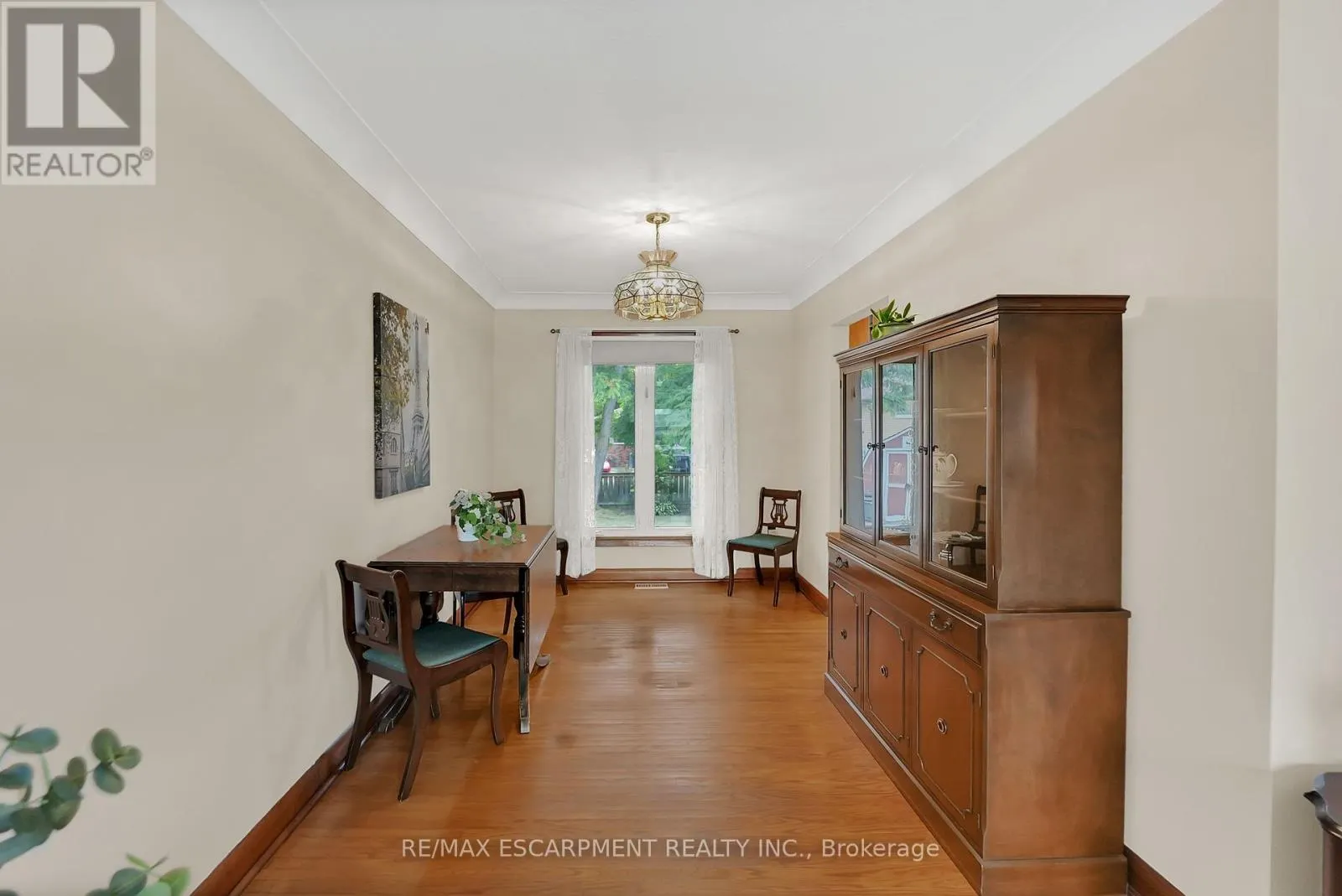 11 KELSON AVENUE N