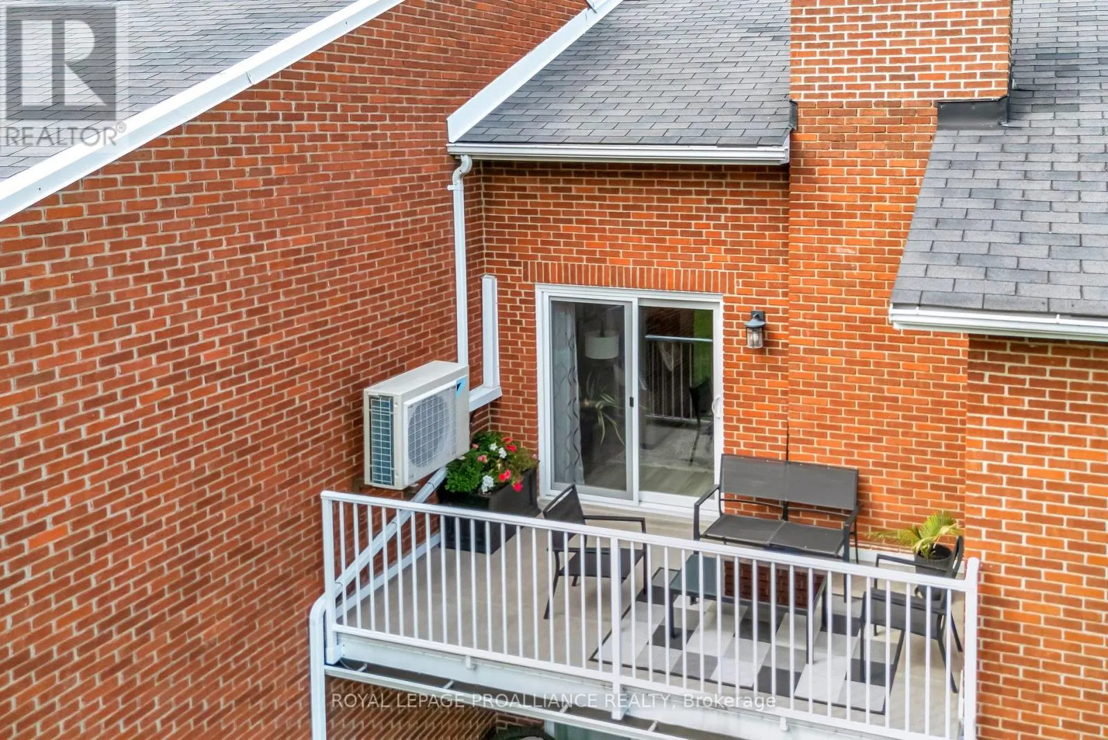 12 - 179 HERCHIMER AVENUE, #12