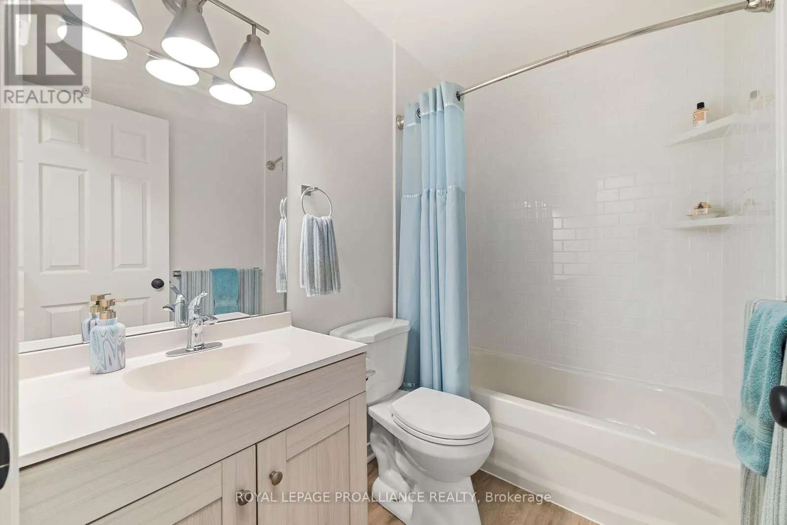 12 - 179 HERCHIMER AVENUE, #12