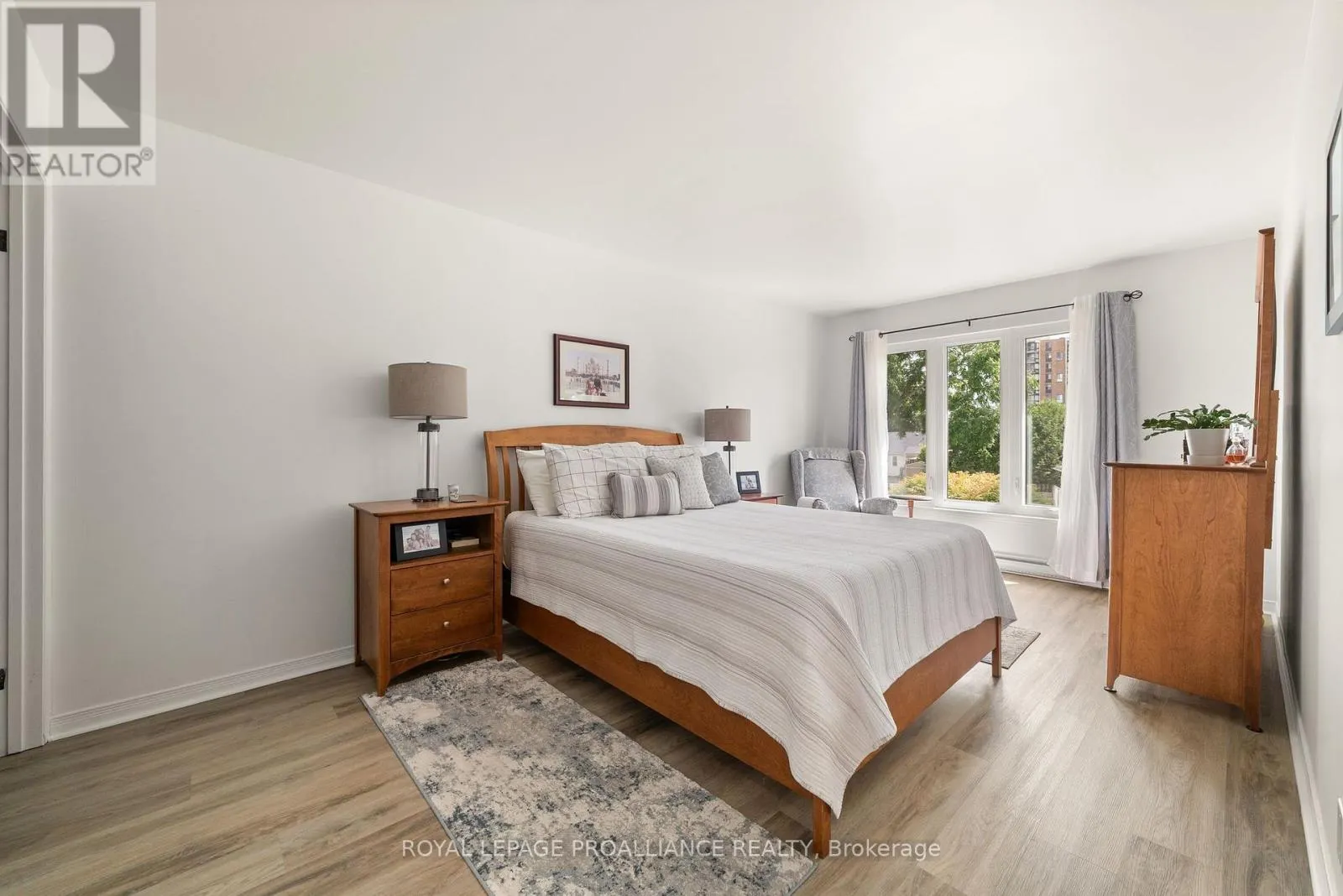 12 - 179 HERCHIMER AVENUE, #12