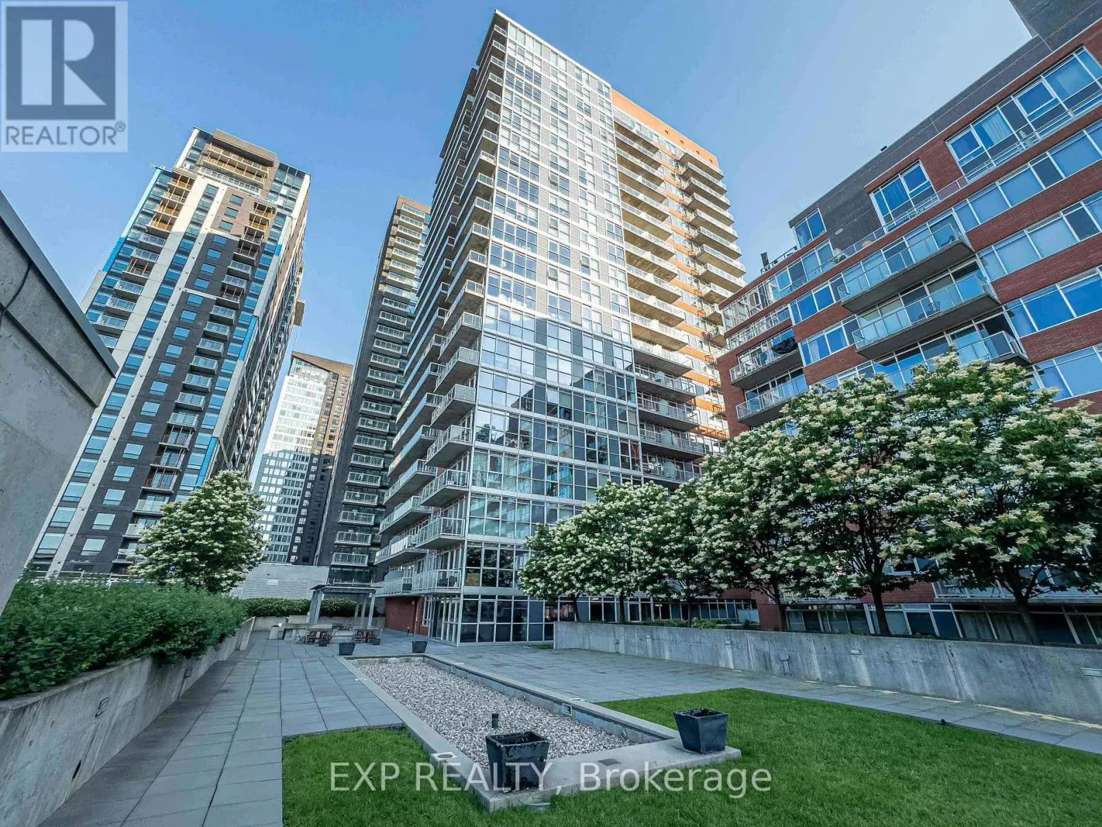 907 - 179 GEORGE STREET