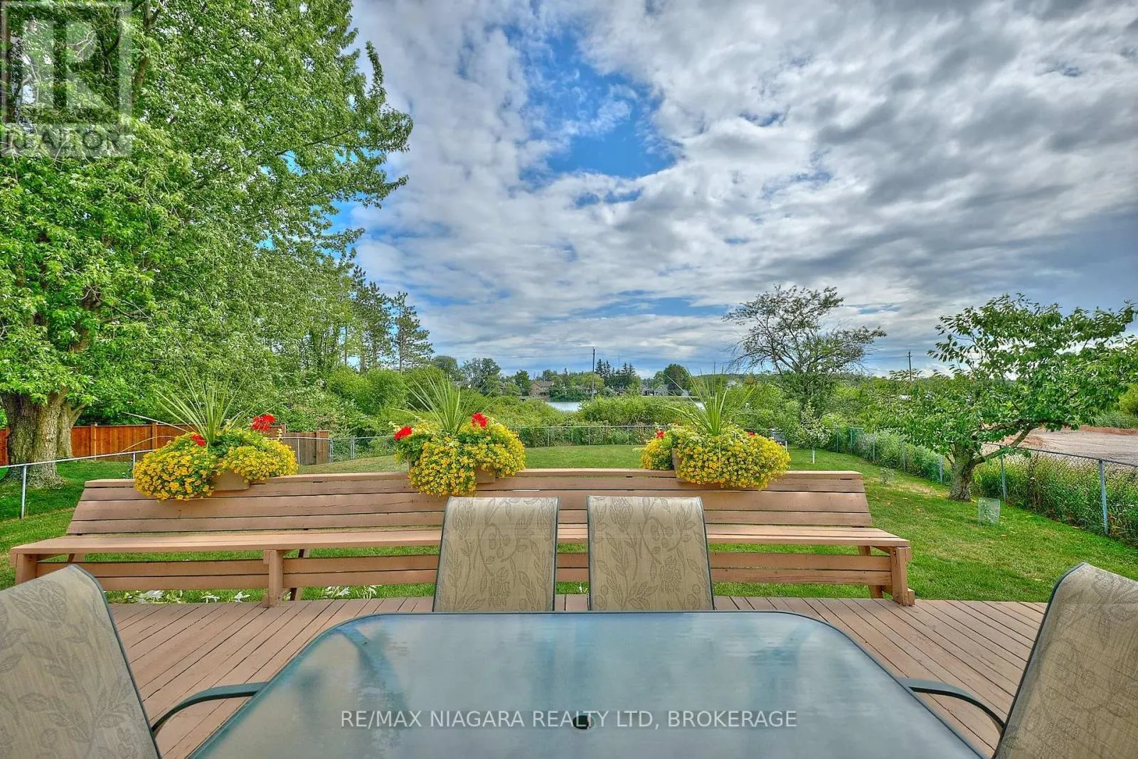 12 LAMPMAN CRESCENT
