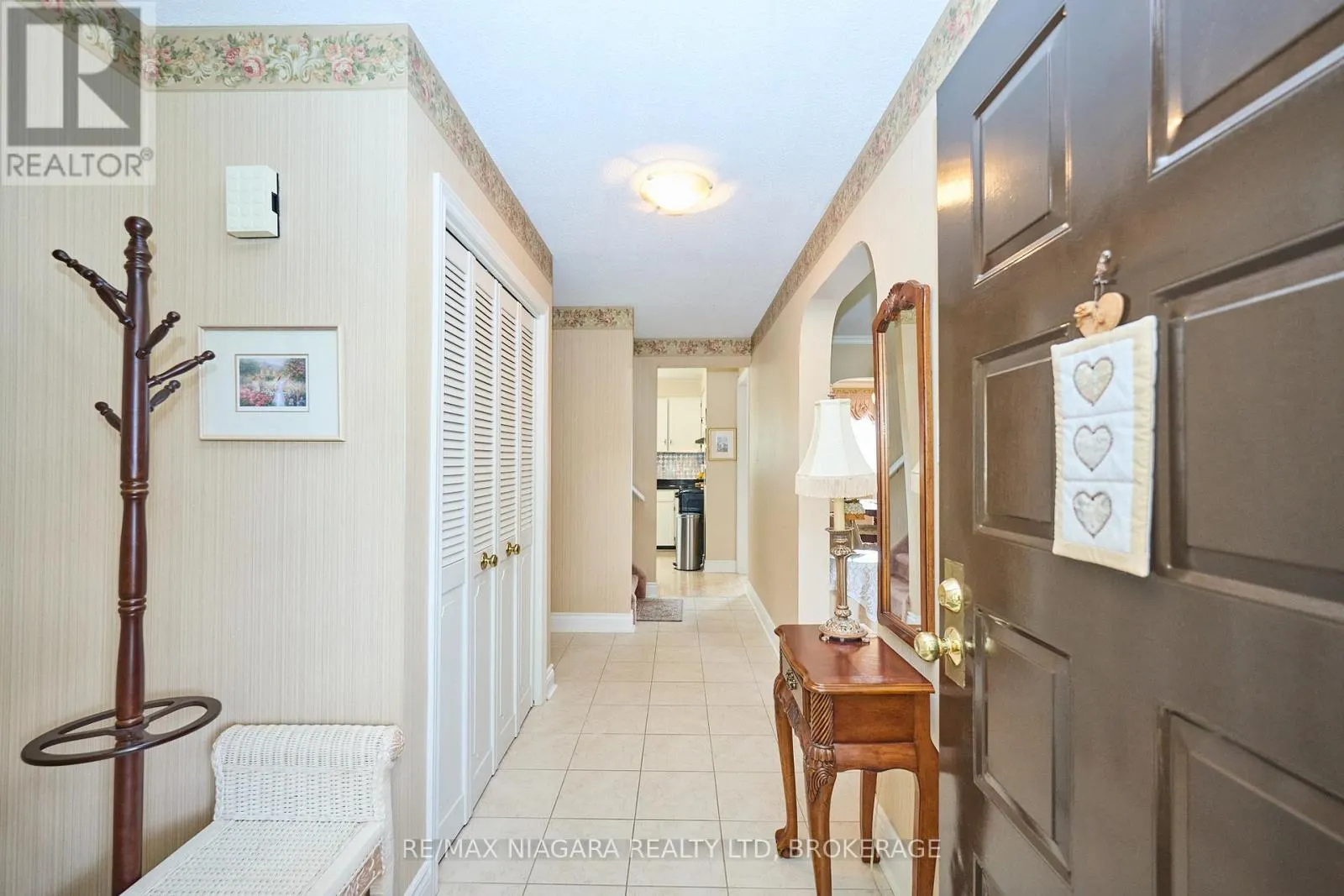 12 LAMPMAN CRESCENT