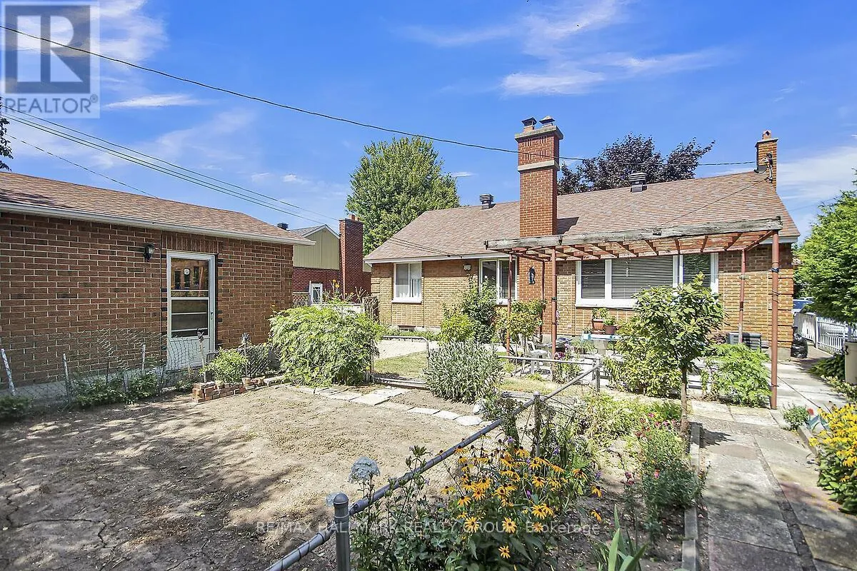 1124 GUERTIN AVENUE