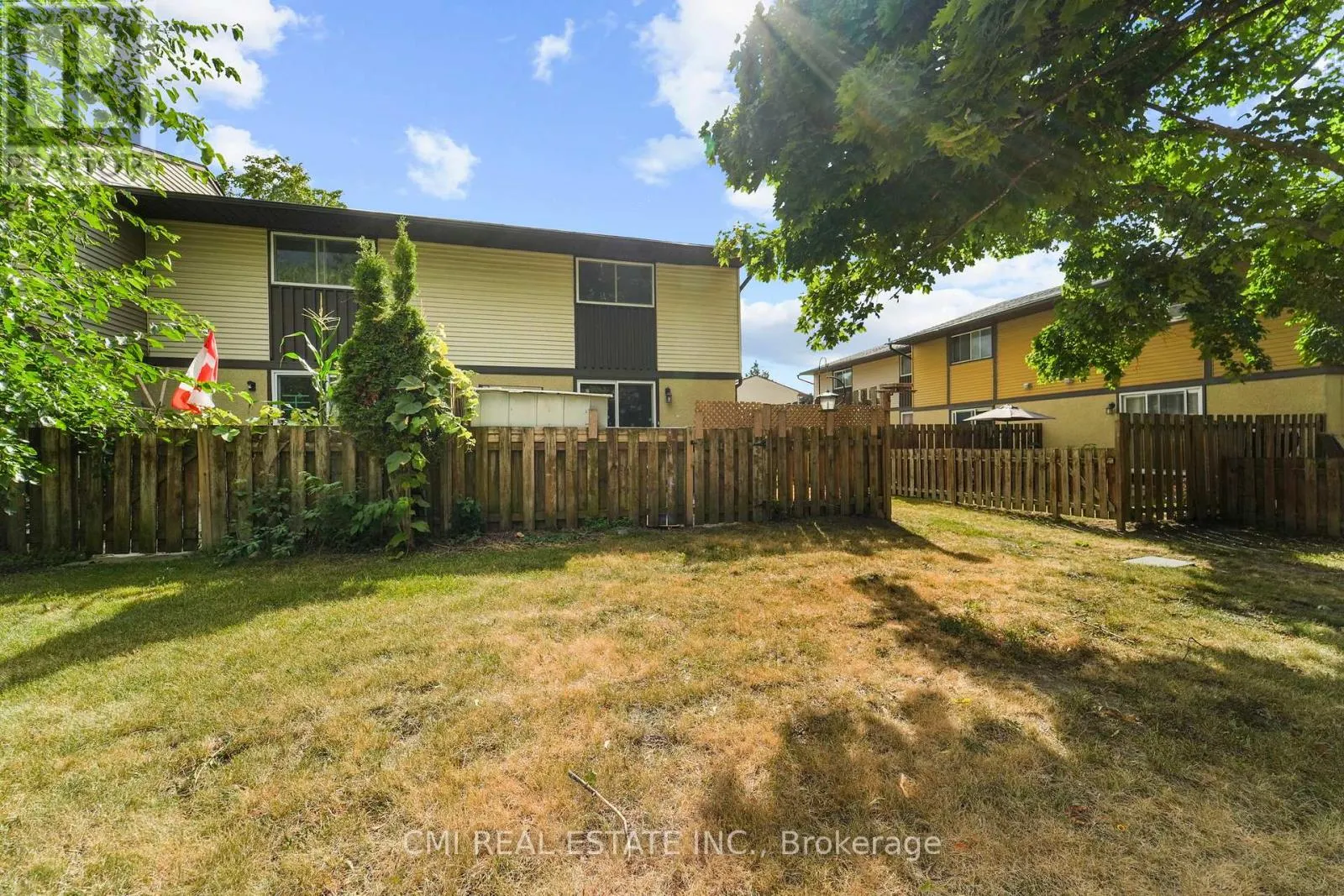 99 - 2570 SOUTHVALE CRESCENT