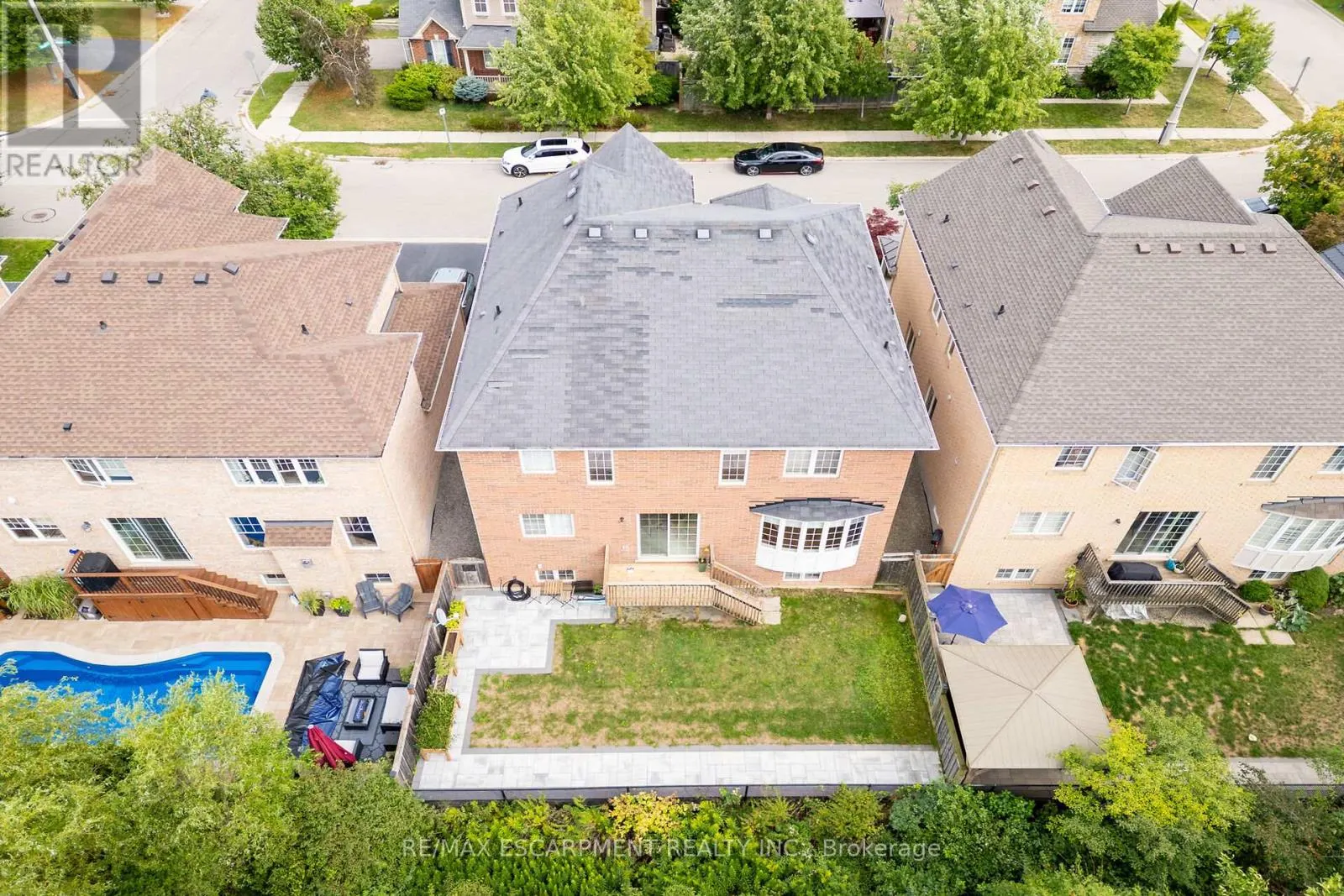 48 MONTREAL CIRCLE