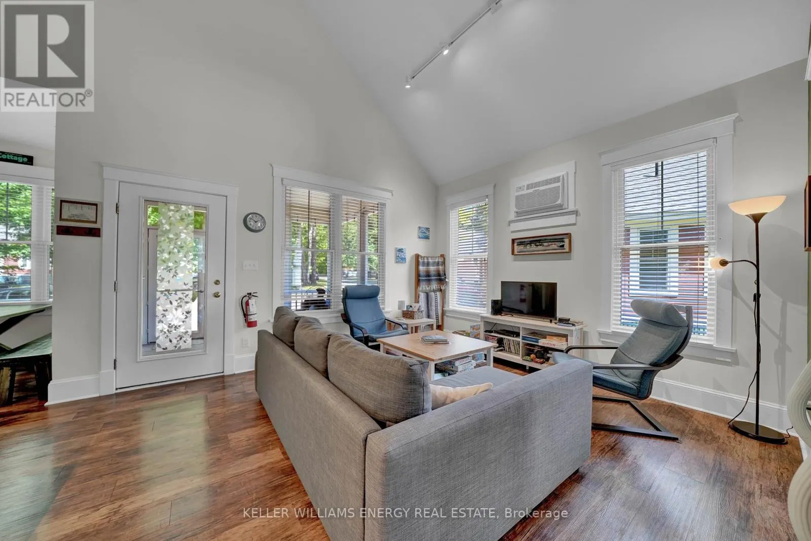 2 PINE FOREST LANE