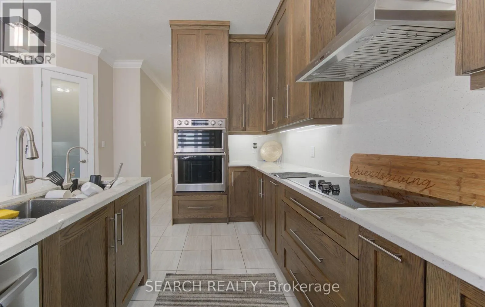 900 PONDCLIFFE COURT