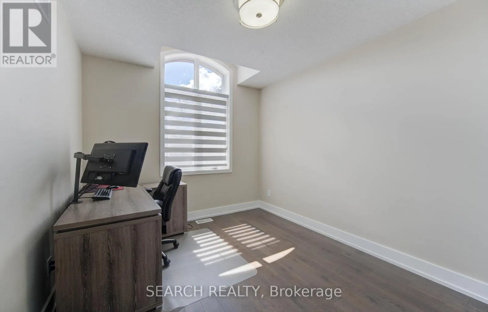 900 PONDCLIFFE COURT