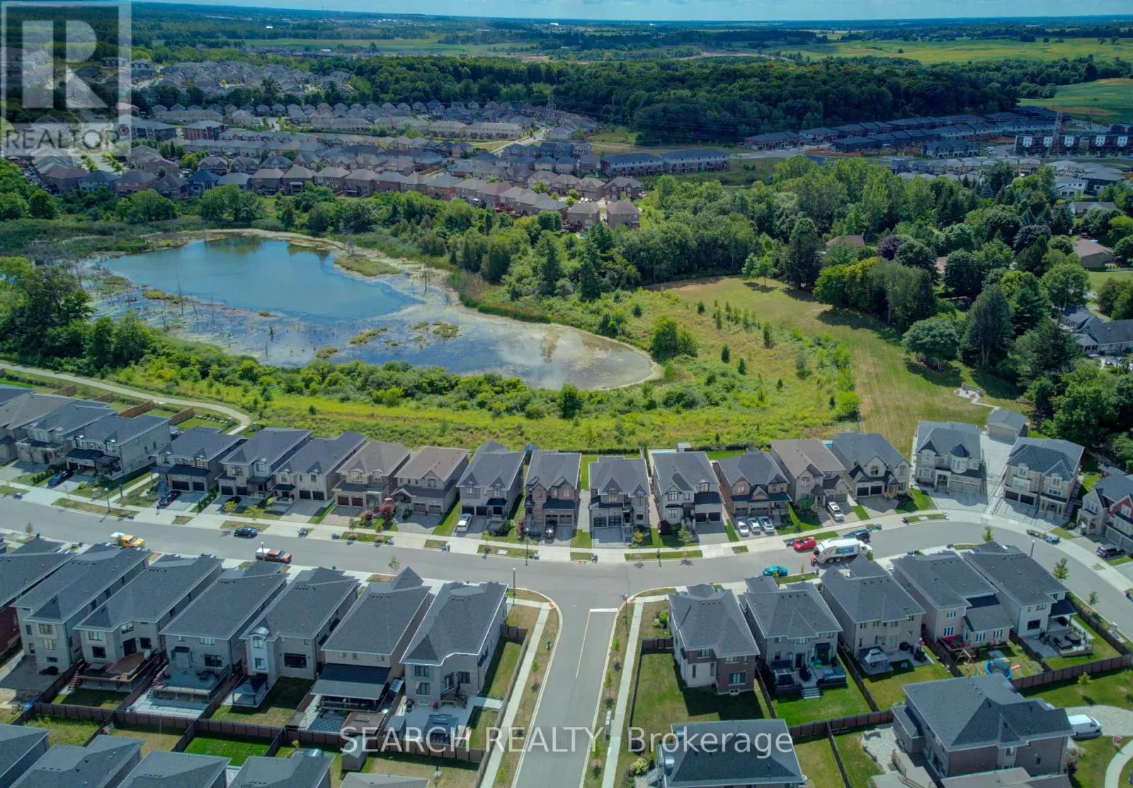900 PONDCLIFFE COURT