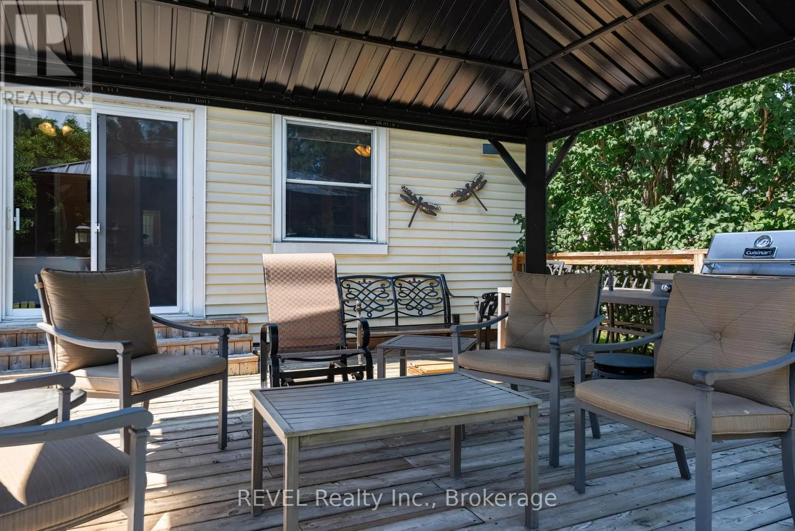 42 DUNKELD AVENUE