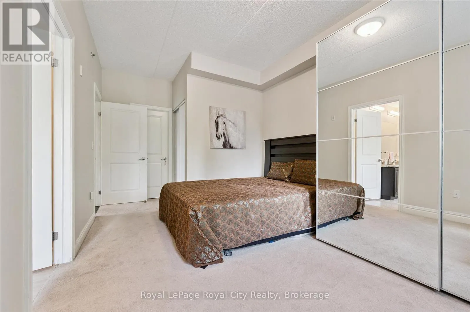 122 - 1440 GORDON STREET, #122