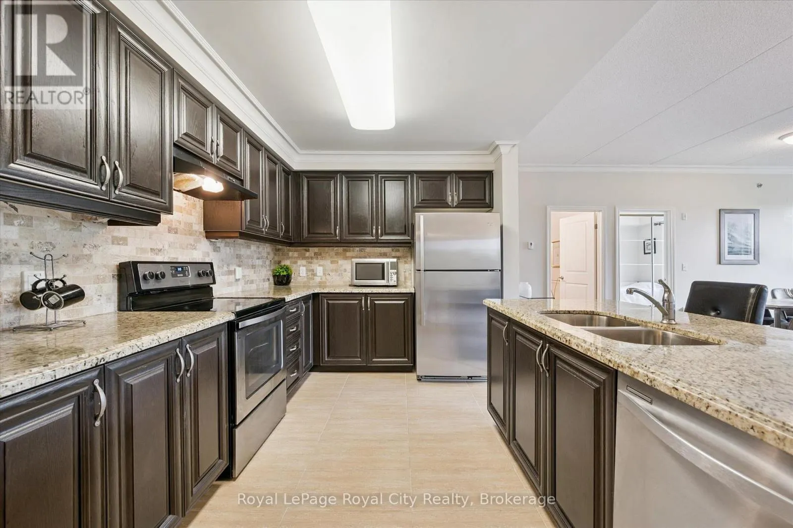 122 - 1440 GORDON STREET, #122