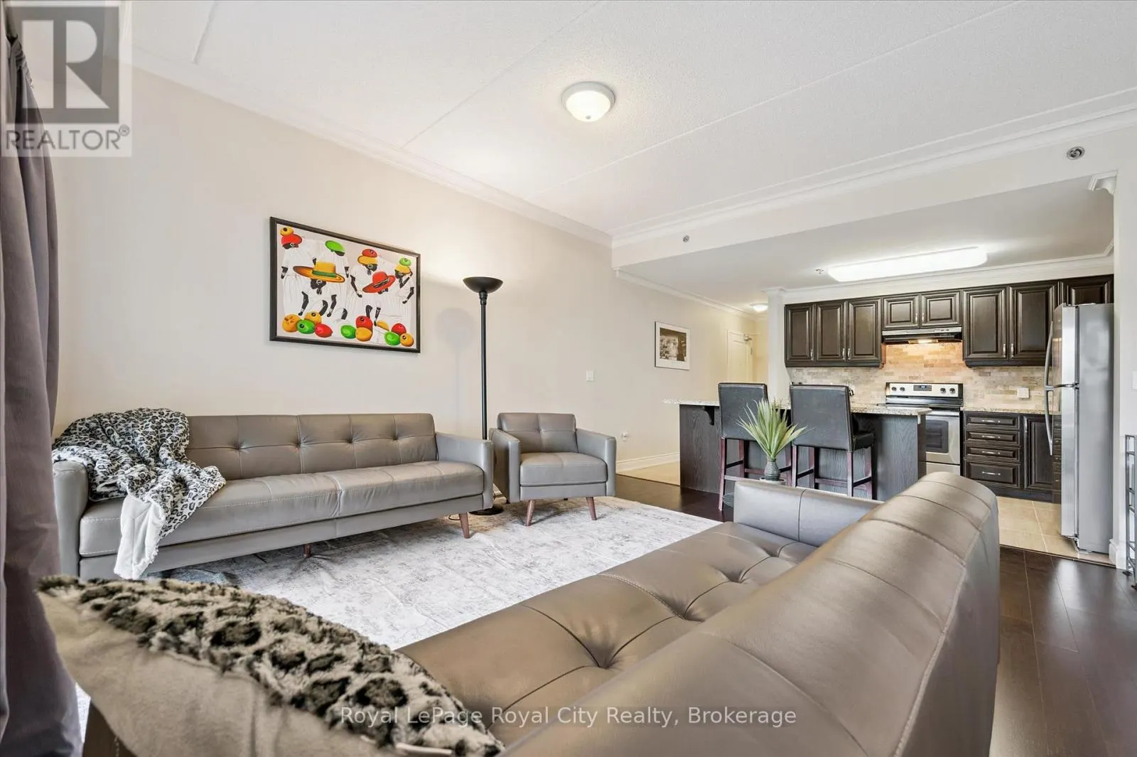 122 - 1440 GORDON STREET, #122