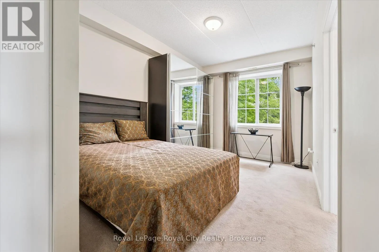 122 - 1440 GORDON STREET, #122