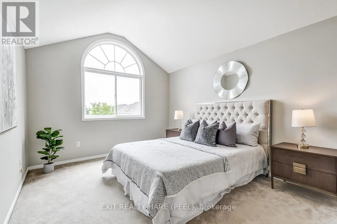 24 O'CONNOR LANE
