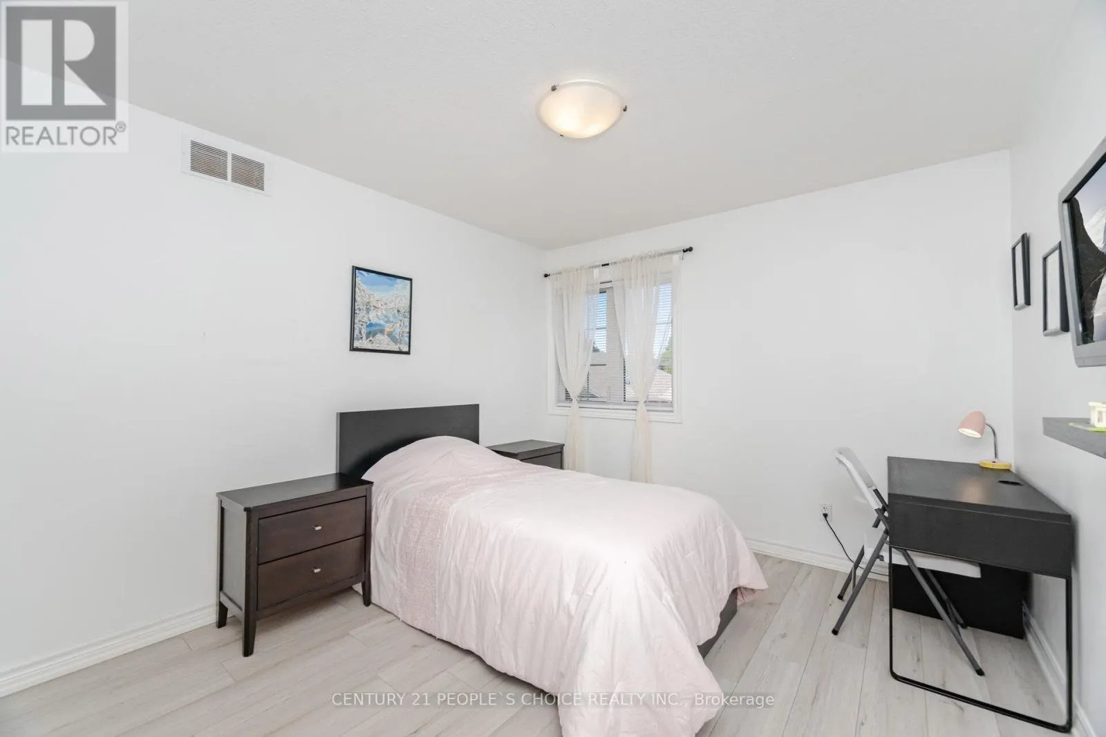 17 - 1448 NIAGARA STONE ROAD