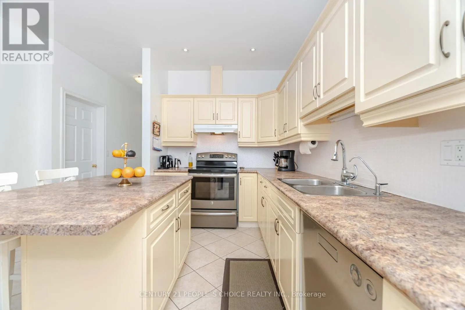 17 - 1448 NIAGARA STONE ROAD