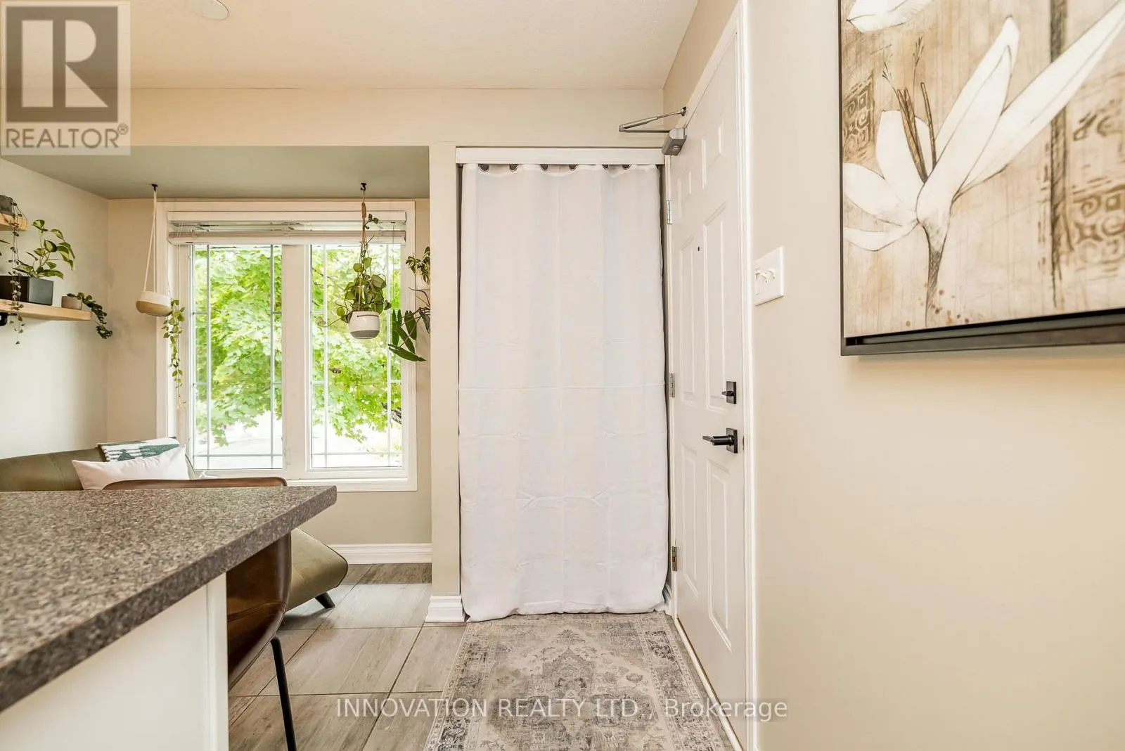 452 HILLSBORO PRIVATE