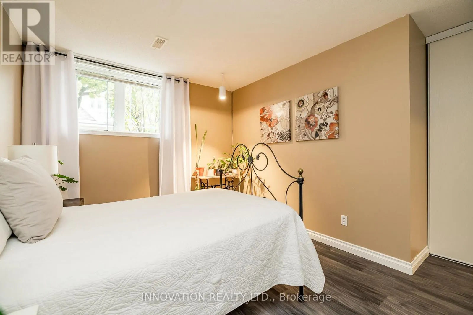 452 HILLSBORO PRIVATE
