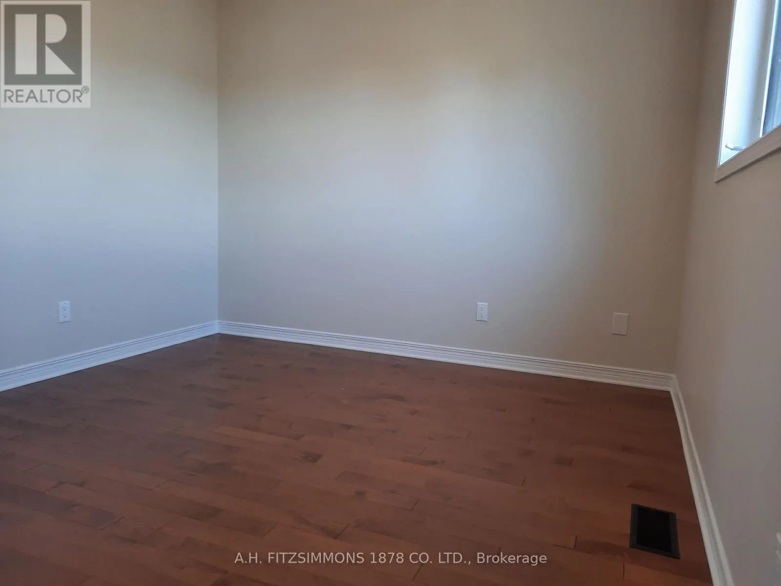 31 BURNTWOOD AVENUE