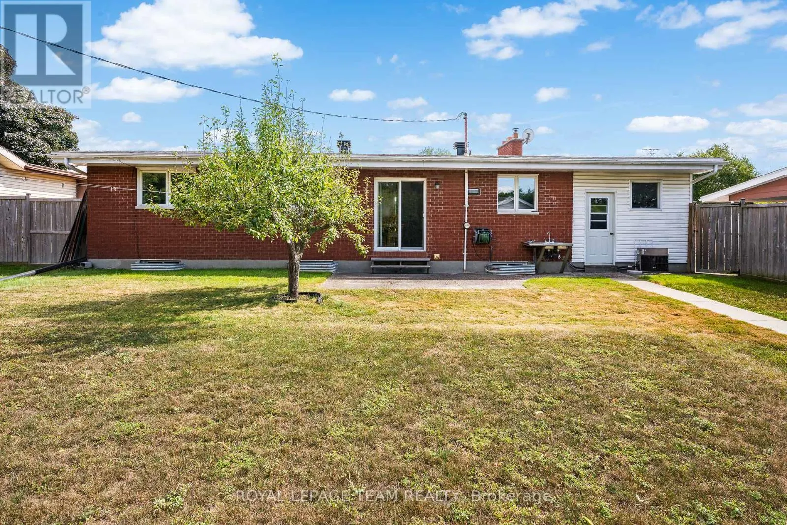 5 SPRING GARDEN AVENUE
