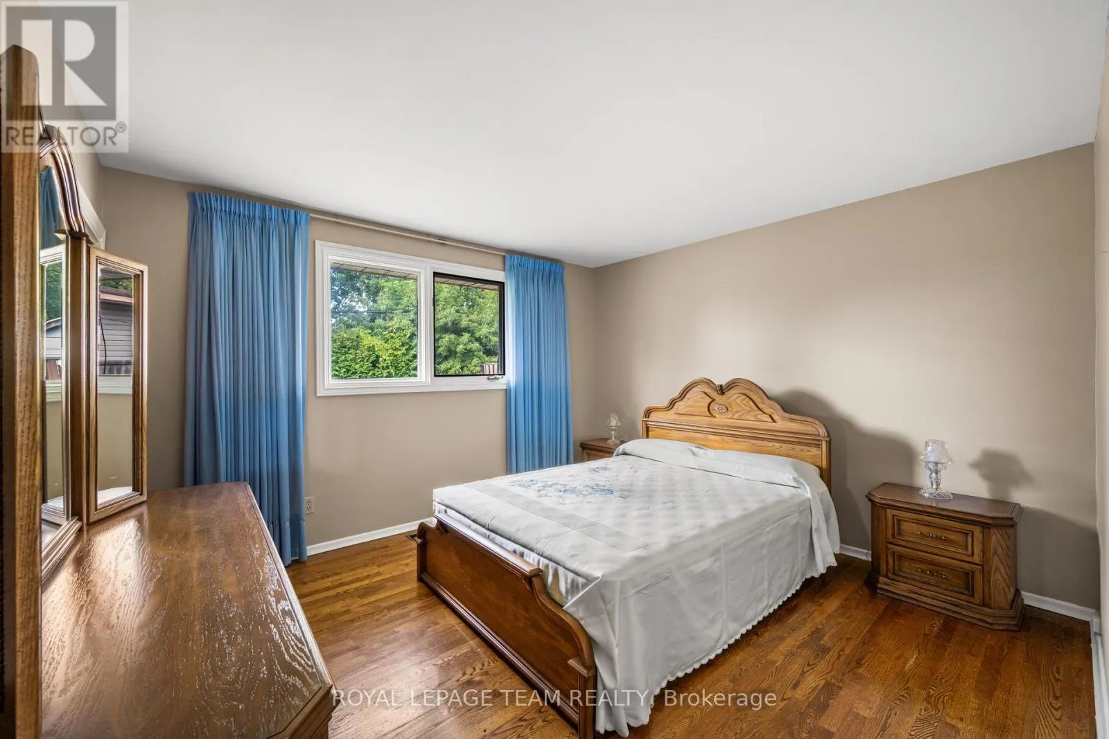 5 SPRING GARDEN AVENUE