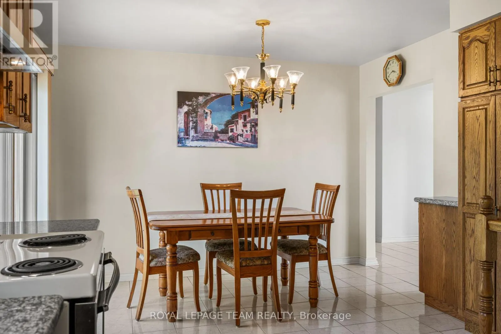 5 SPRING GARDEN AVENUE