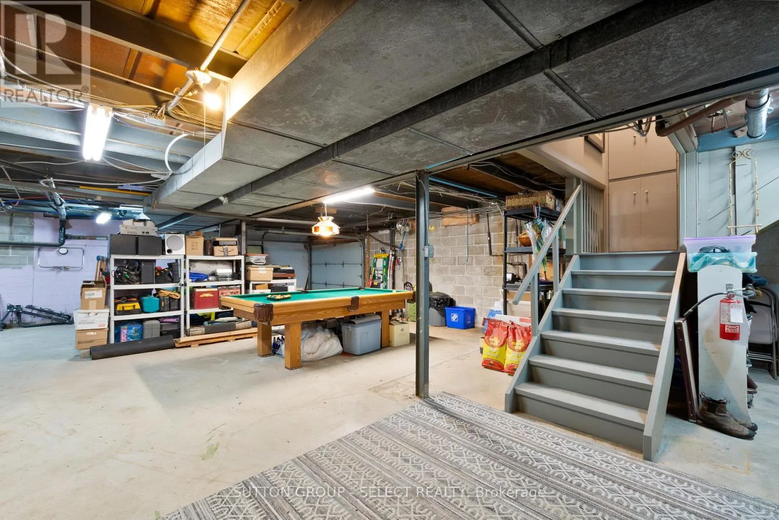 20979 LAKESIDE DRIVE