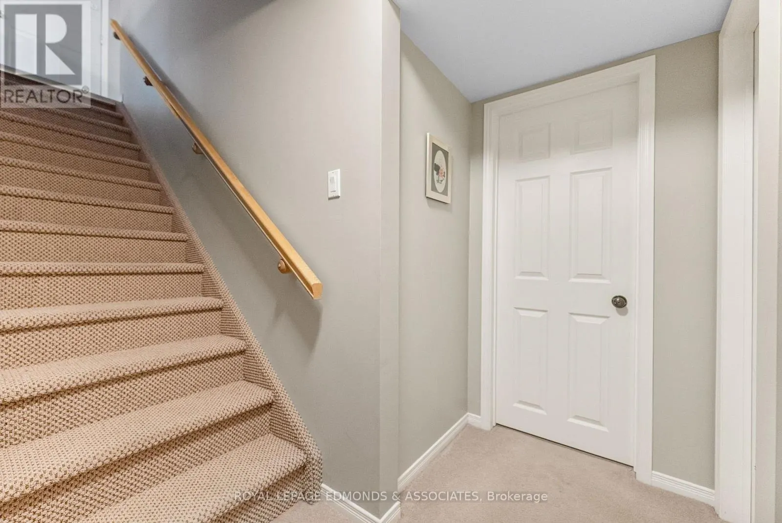 385 MORRIS STREET