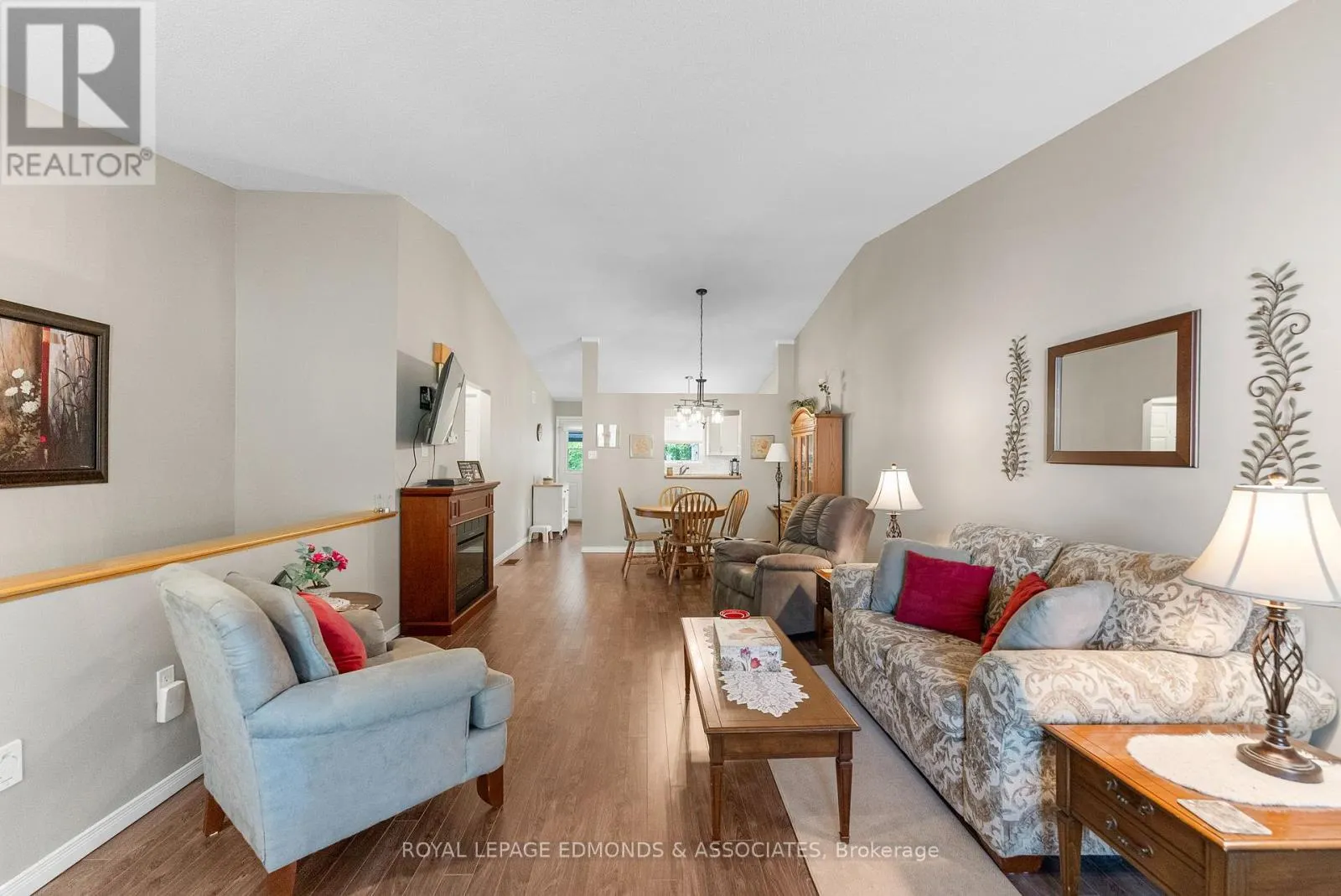 385 MORRIS STREET