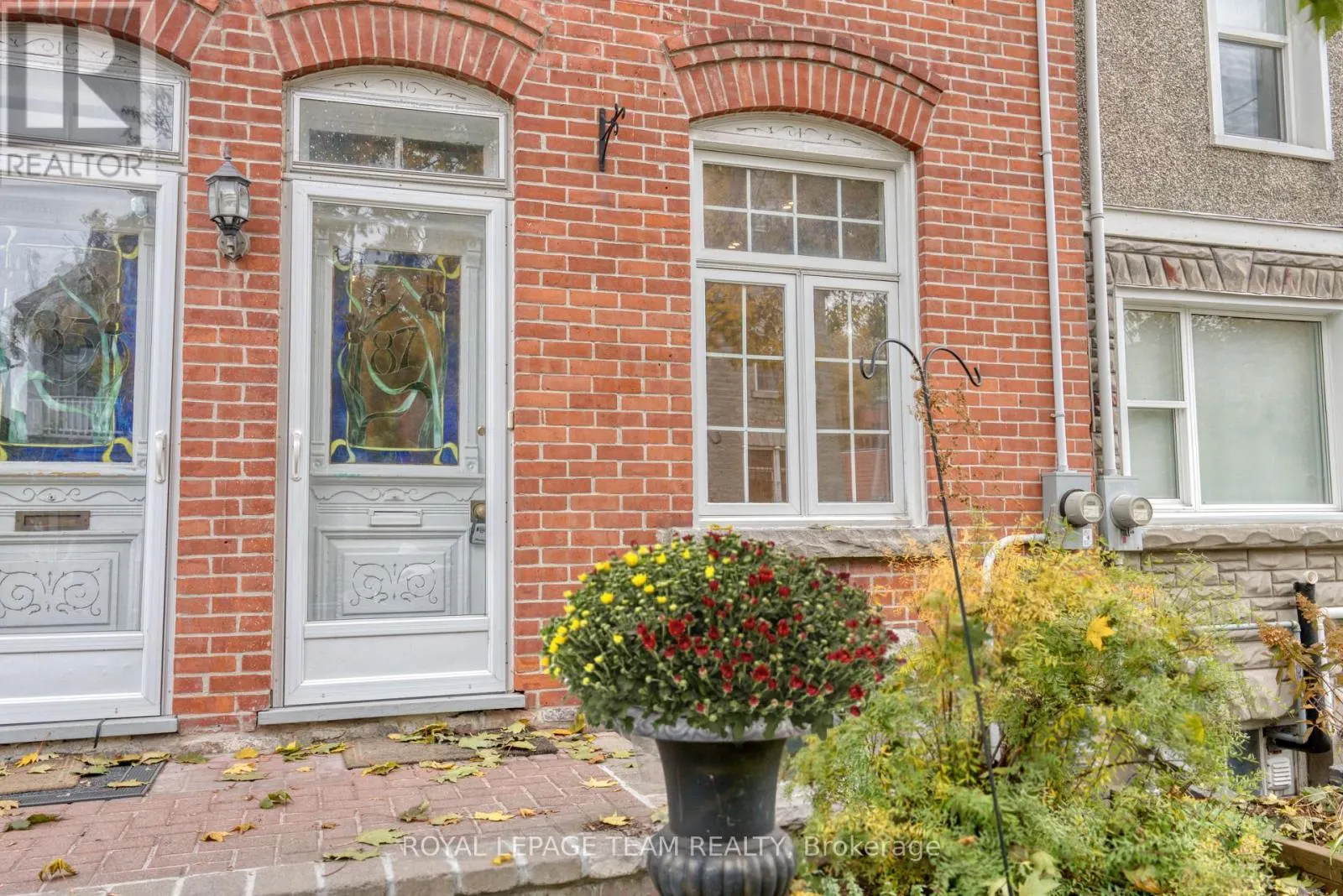 87 GUIGUES AVENUE