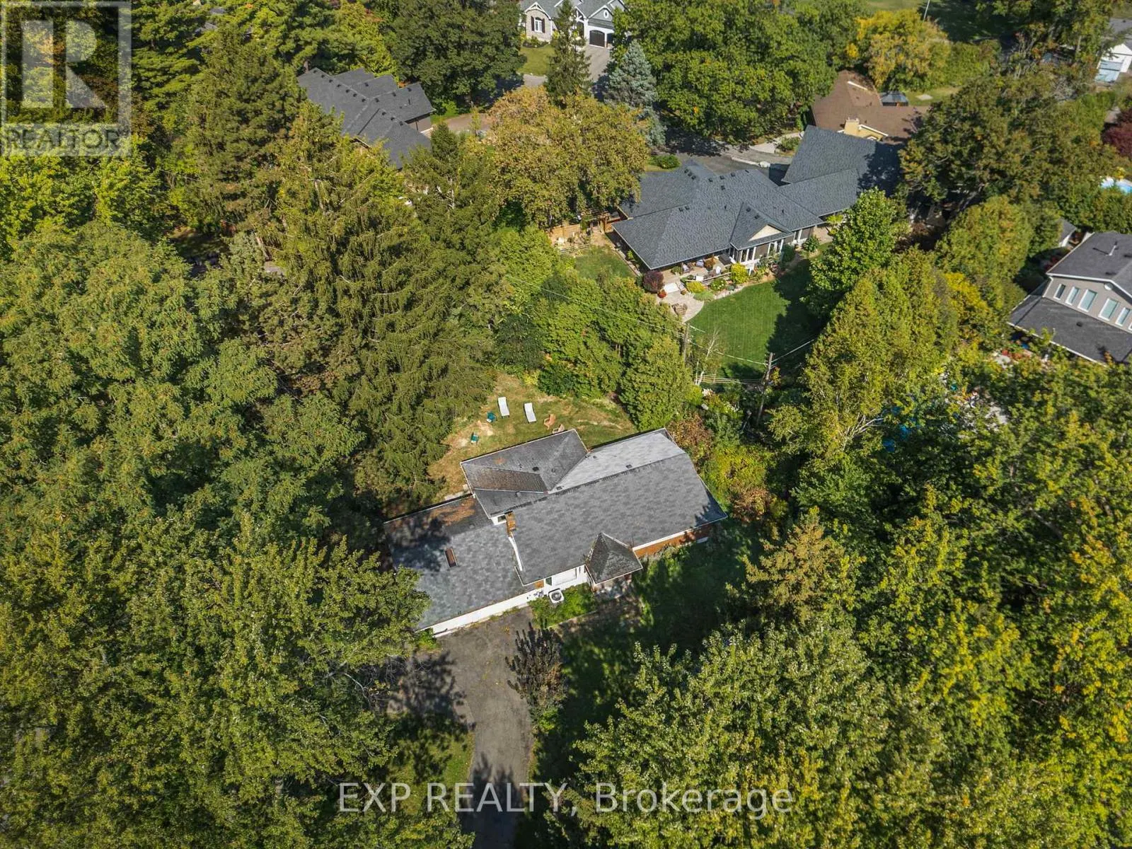 376 PHILIP PLACE