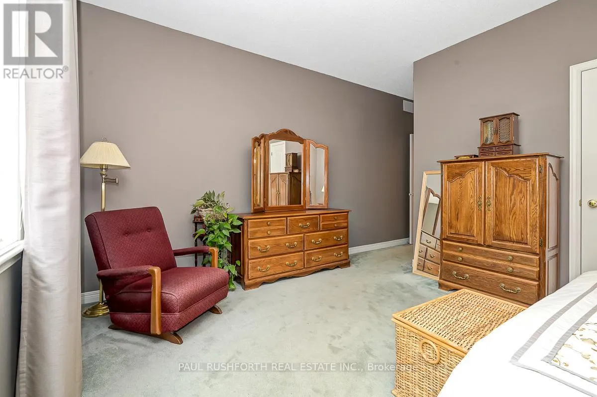 48 GREENHAVEN CRESCENT