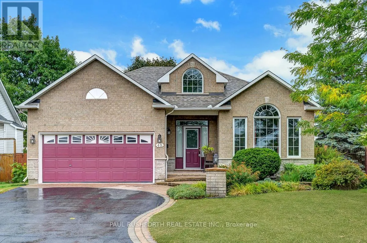 48 GREENHAVEN CRESCENT