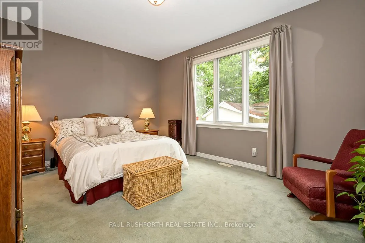 48 GREENHAVEN CRESCENT