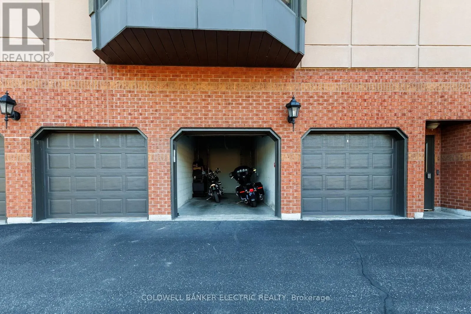 404 - 1 QUEEN STREET, #404