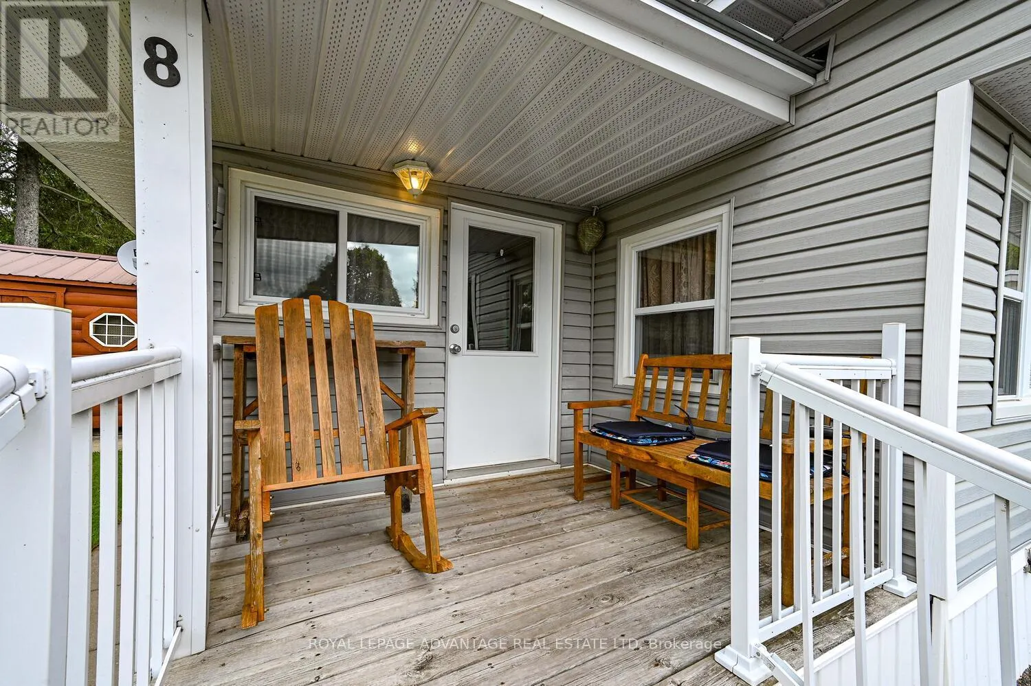 8 BRIDLE PATH N