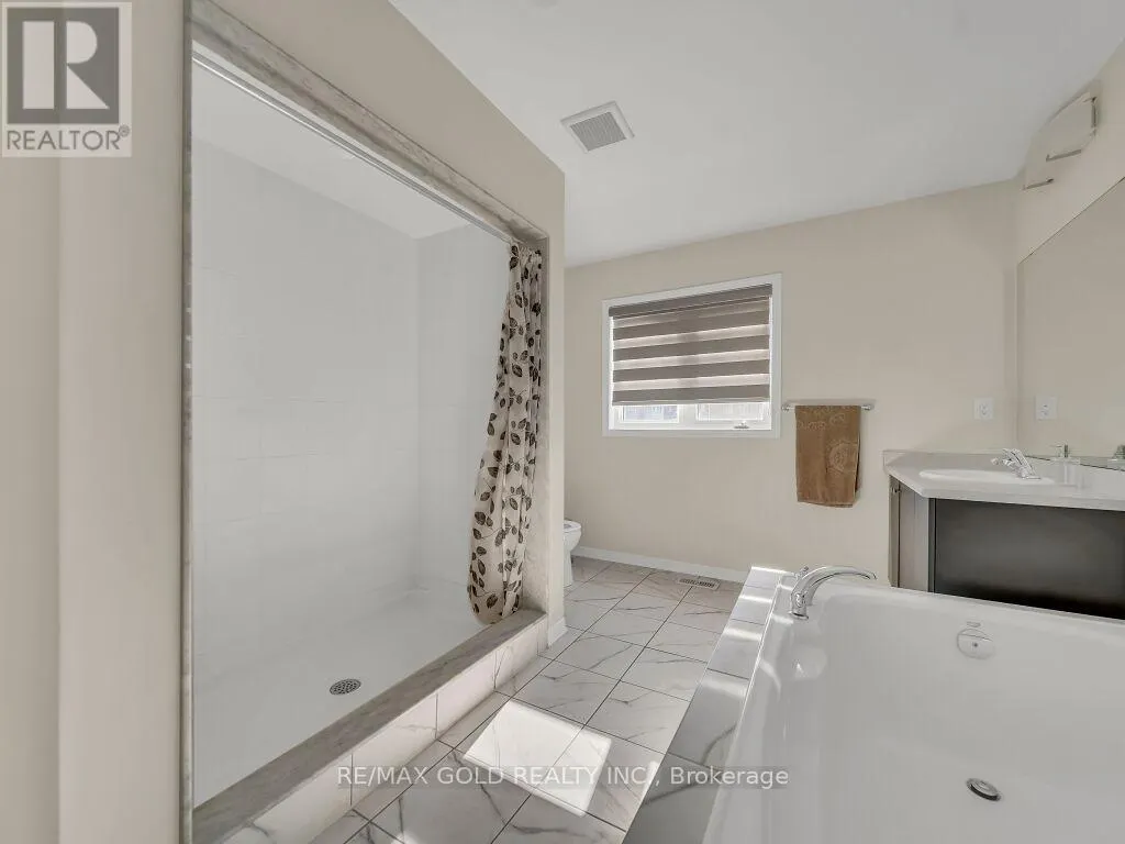 219 DOLMAN STREET