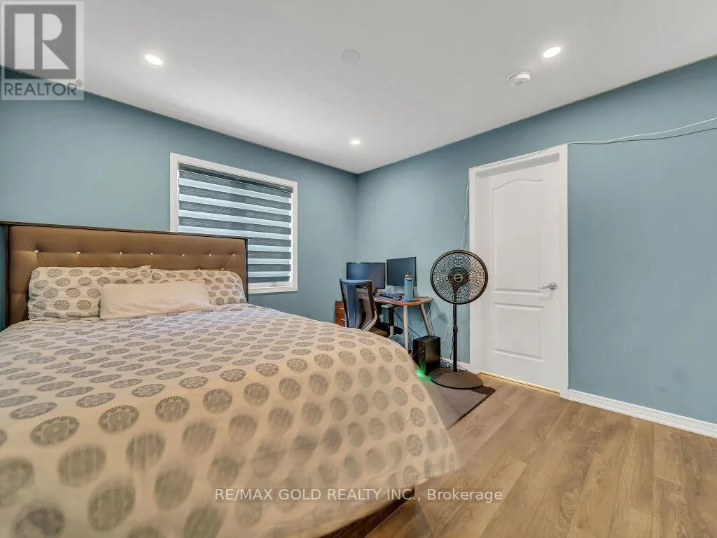 219 DOLMAN STREET