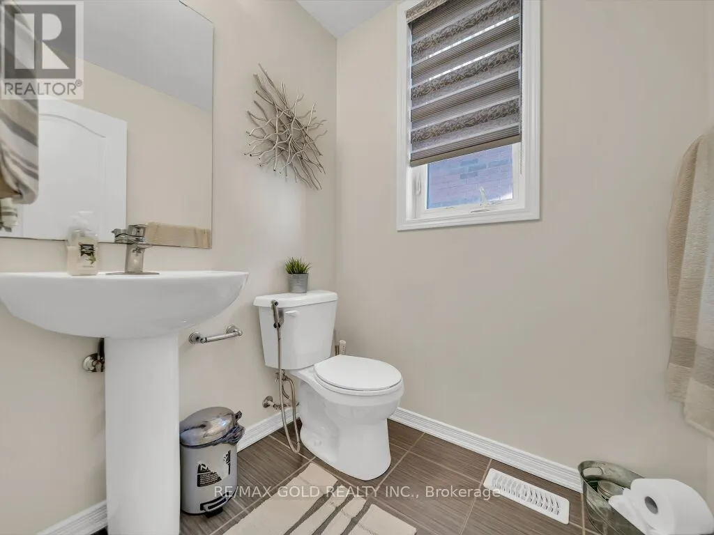 219 DOLMAN STREET
