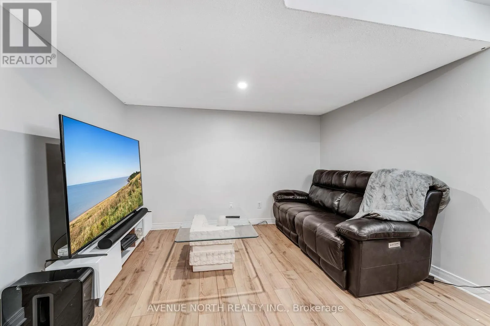 51 MULLCRAFT CRESCENT
