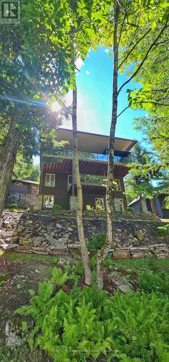 41 CLUBHOUSE DRIVE