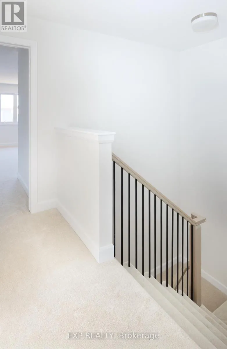 509 ROUNDHOUSE CRESCENT