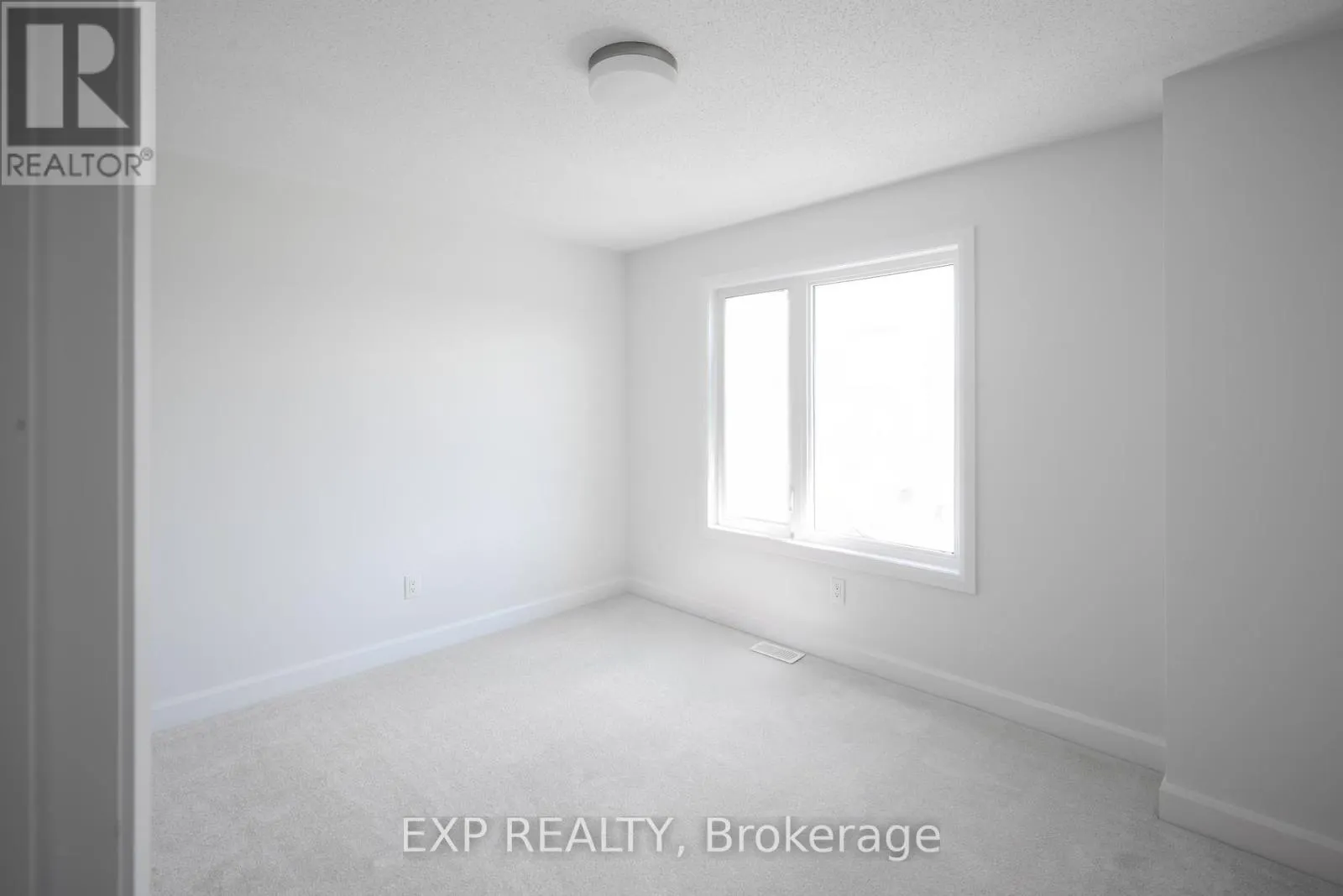 509 ROUNDHOUSE CRESCENT