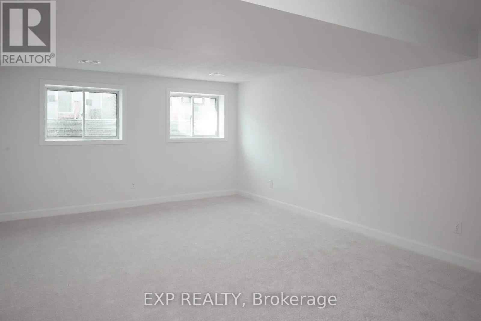 509 ROUNDHOUSE CRESCENT