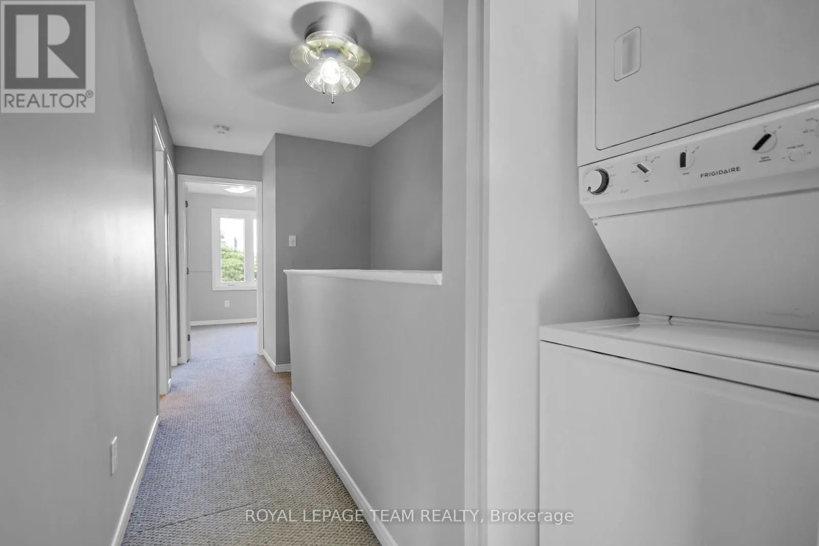 89 THORNBURY CRESCENT