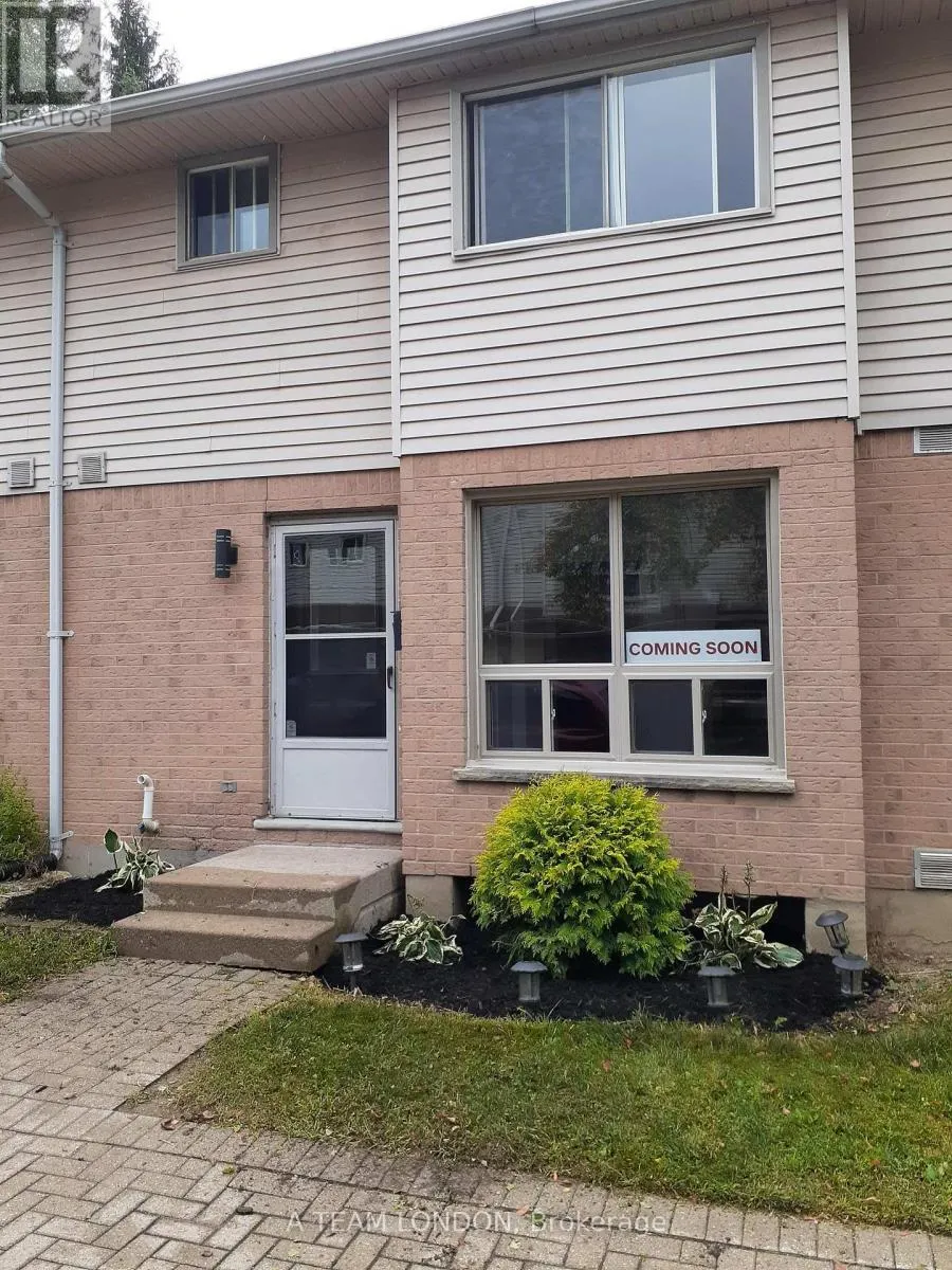 39 - 35 WATERMAN AVENUE, #39