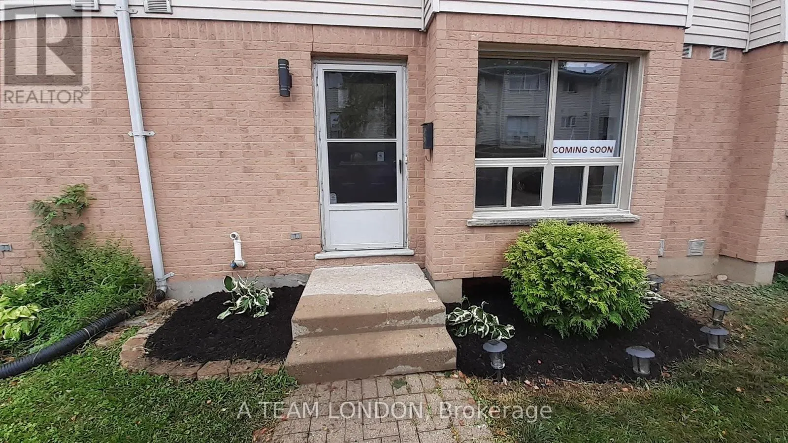 39 - 35 WATERMAN AVENUE, #39